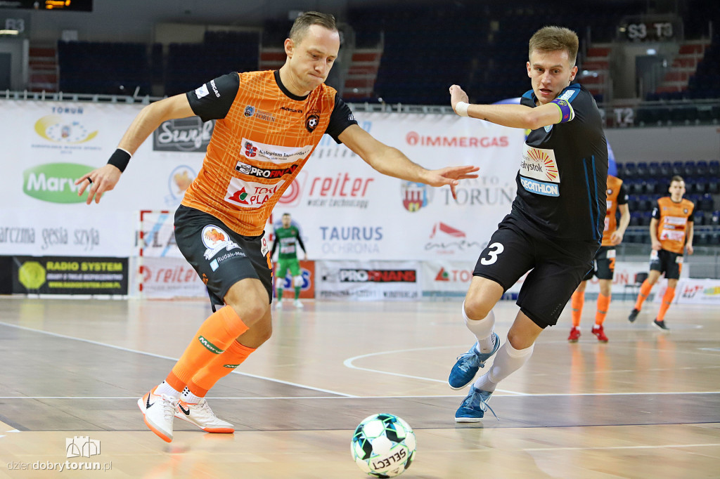 FC Toruń 4 : 2 MOKS Słoneczny Stok Białystok