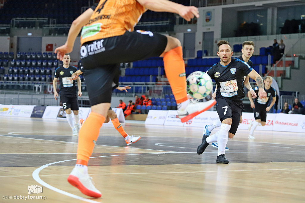FC Toruń 4 : 2 MOKS Słoneczny Stok Białystok