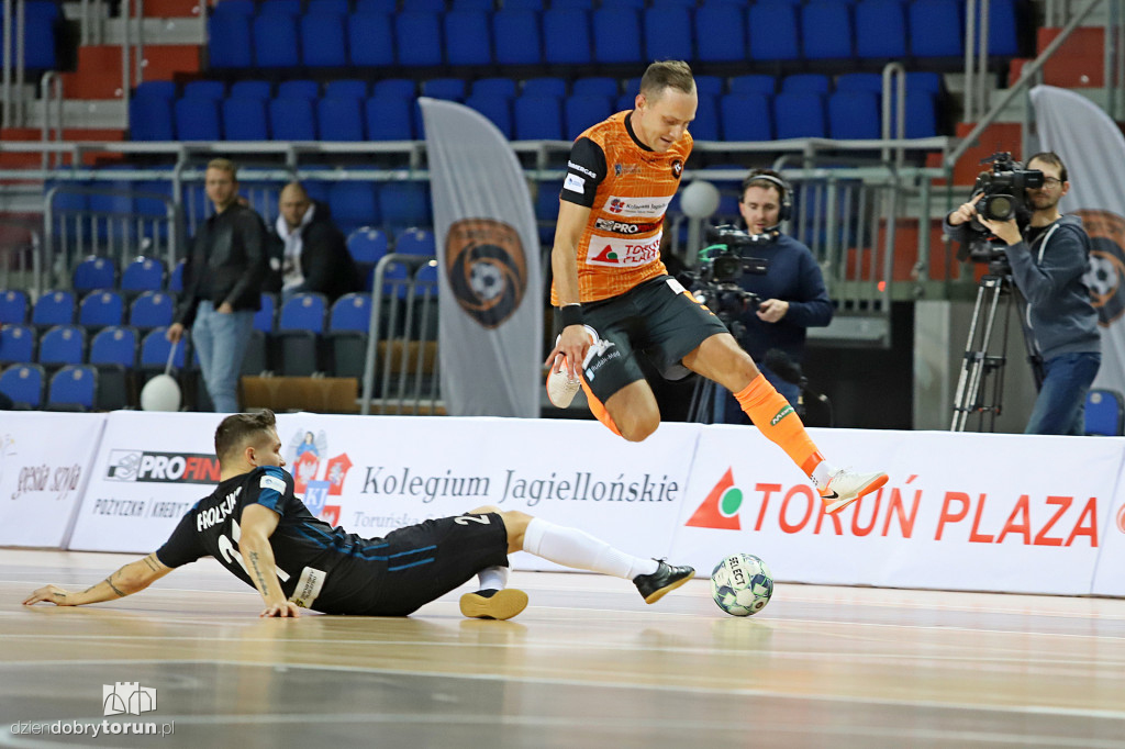 FC Toruń 4 : 2 MOKS Słoneczny Stok Białystok