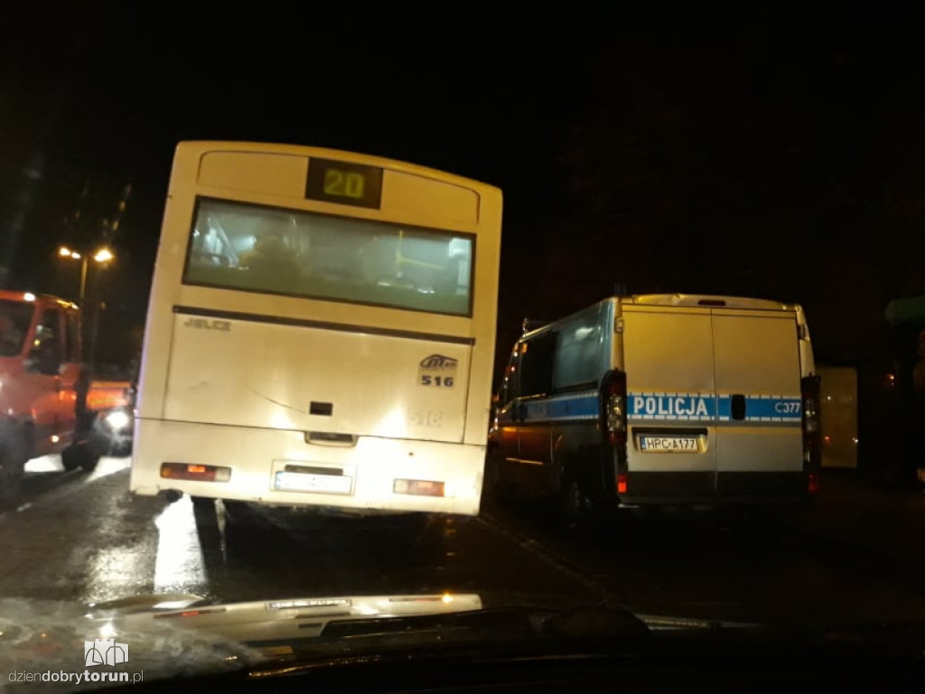 Toruń: groźne zdarzenie na Placu Rapackiego!