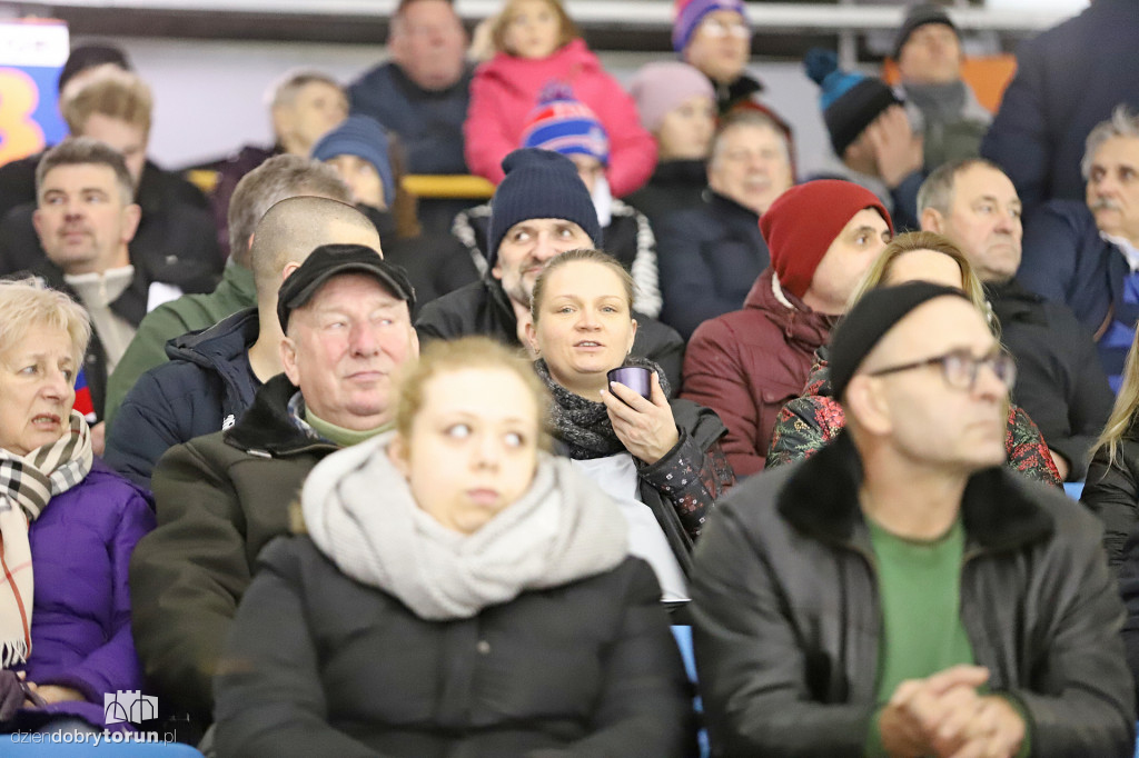 KH Energa Toruń 12:0 Naprzód Janów