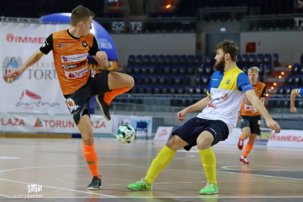 FC KJ Toruń 6:3 Gwiazda Ruda Śląska