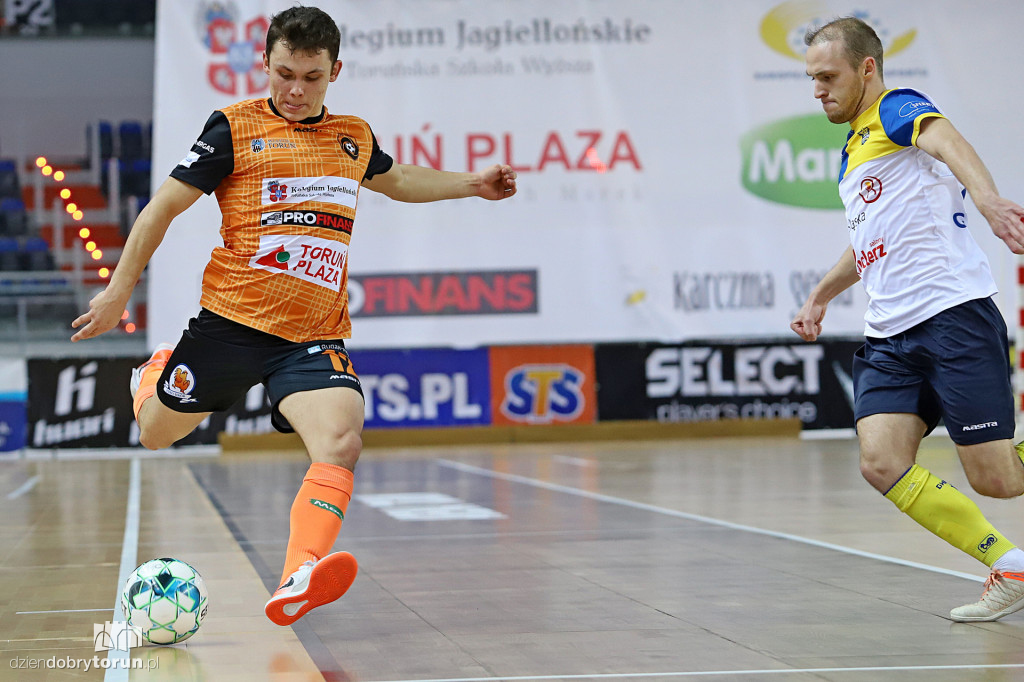 FC KJ Toruń 6:3 Gwiazda Ruda Śląska