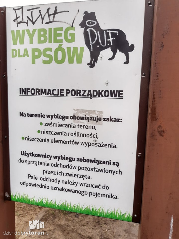 Ohydny widok na toruńskiej Skarpie!