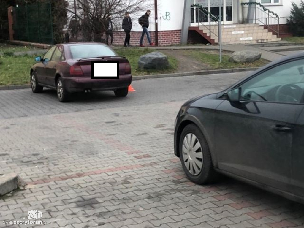 Kolejny mistrz parkowania przed Copernicusem?
