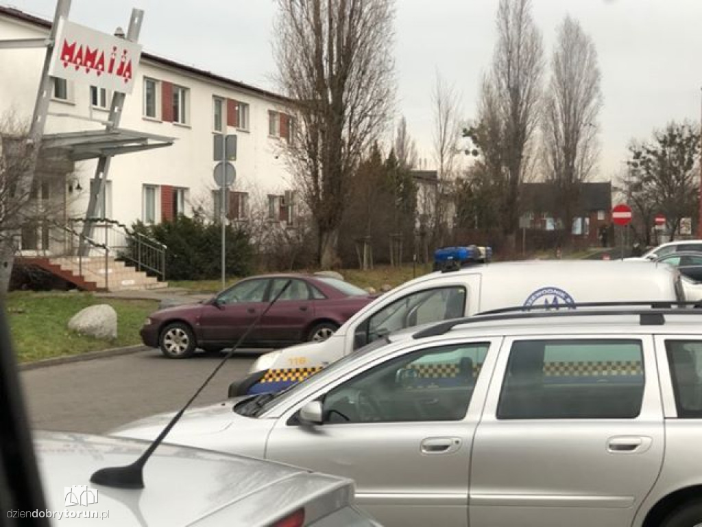 Kolejny mistrz parkowania przed Copernicusem?