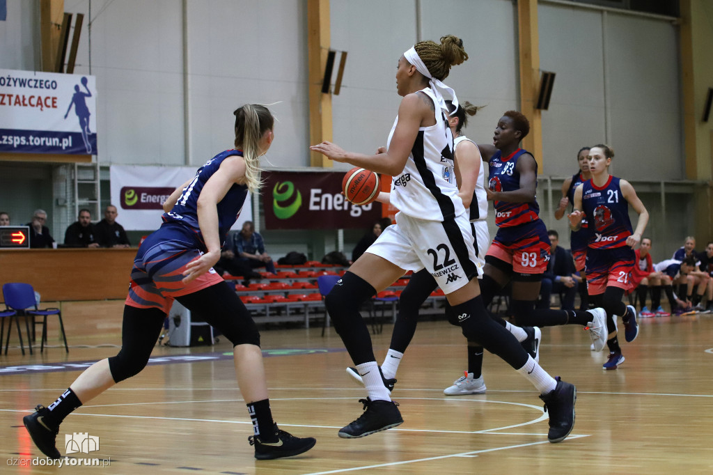 Energa Toruń 57:48 Politechnika Gdańska