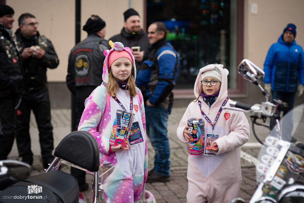 Torunianie hojnie kwestują dla WOŚP