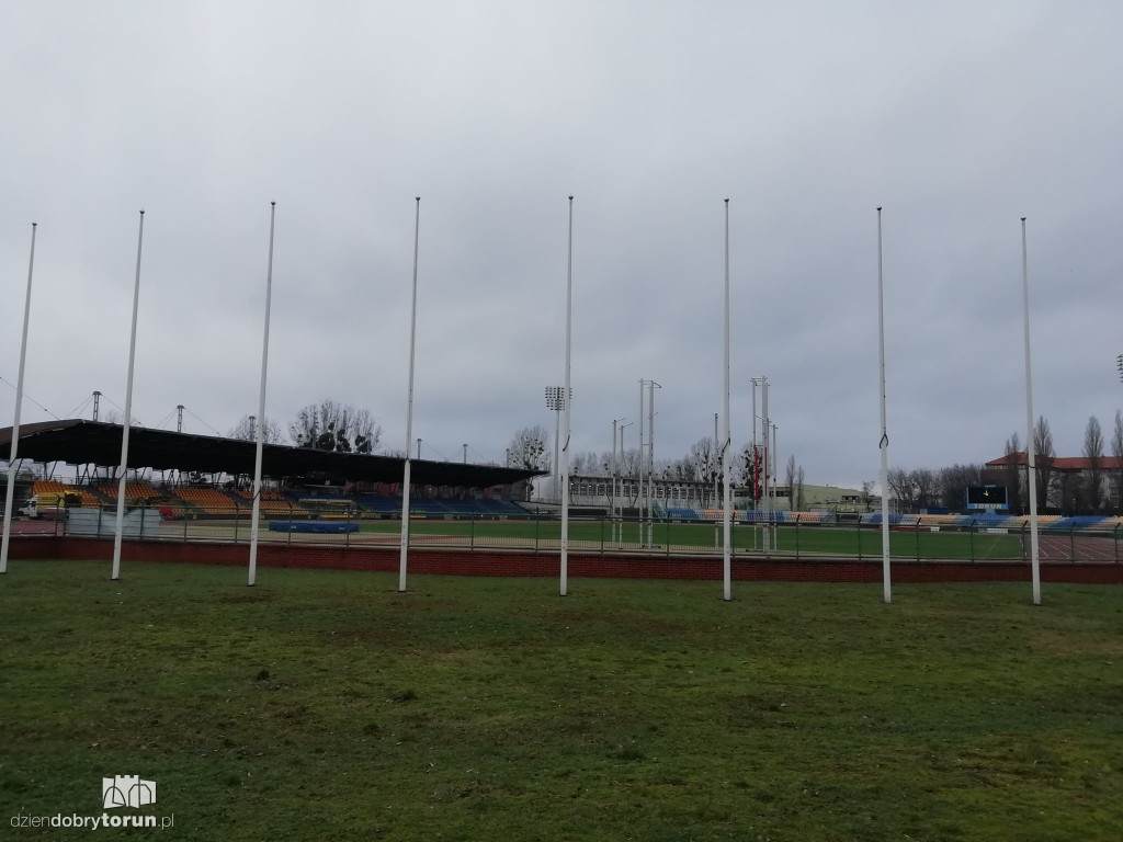 Jest oświetlenie na stadionie miejskim w Toruniu!