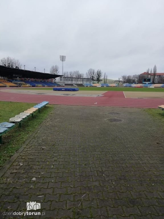 Jest oświetlenie na stadionie miejskim w Toruniu!