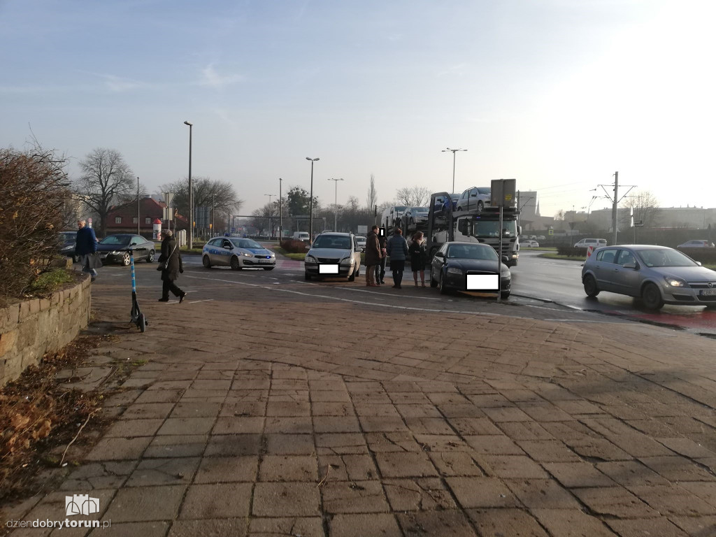 Kolizja na placu Niepodległości