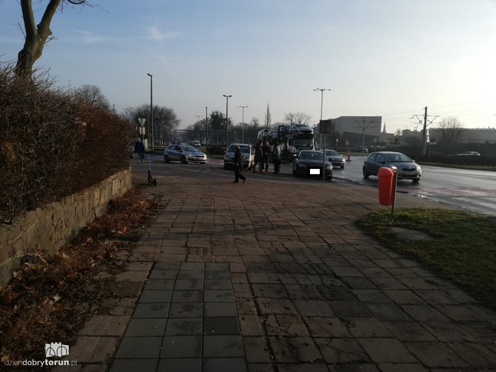 Kolizja na placu Niepodległości