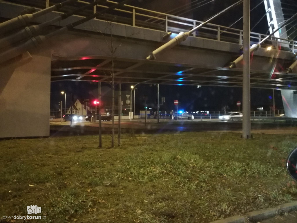 Toruń: kolizja dwóch aut na Żółkiewskiego