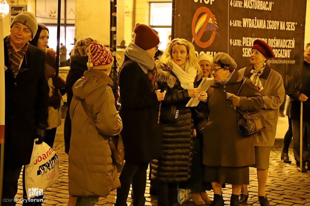 Różaniec w intencji odnowy moralnej