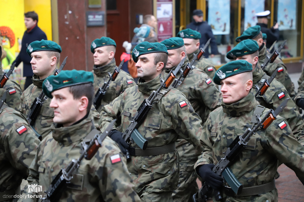Przemarsz wojsk na Rynek Staromiejski
