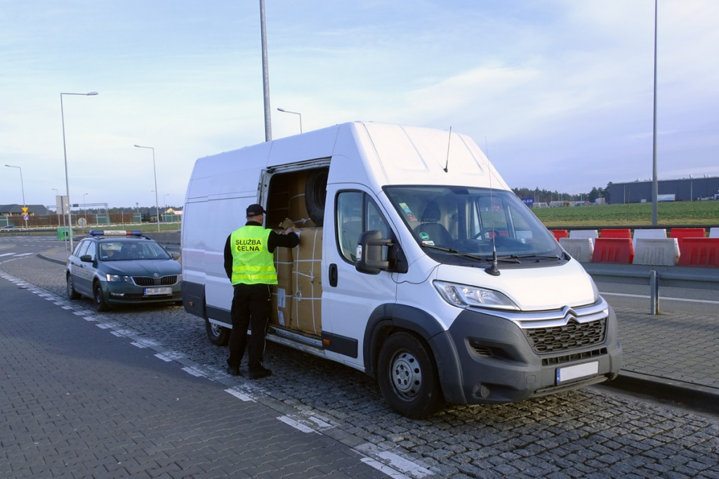 Toruń: służby przejęły nielegalny tytoń!