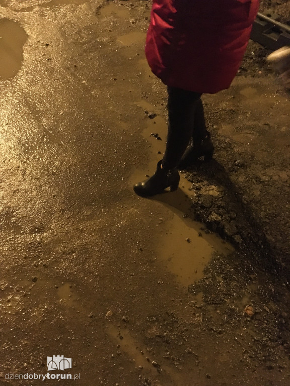 Stan przystanku MZK na Placu Rapackiego