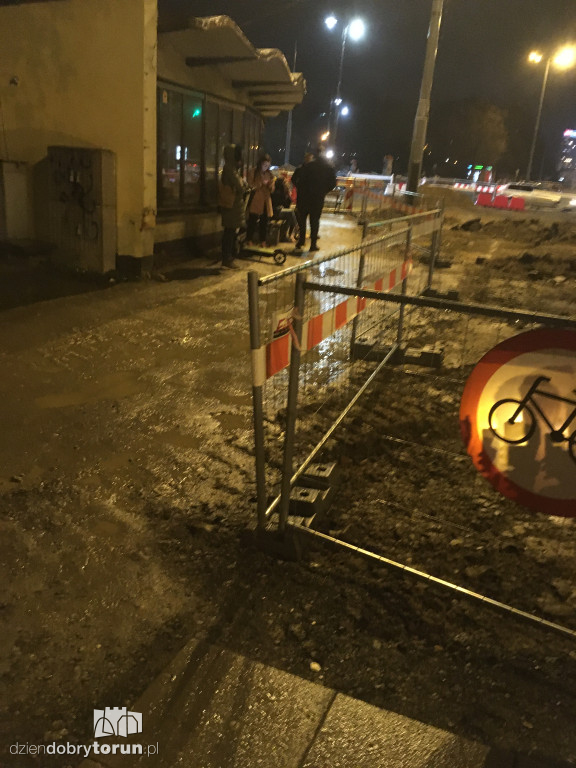 Stan przystanku MZK na Placu Rapackiego