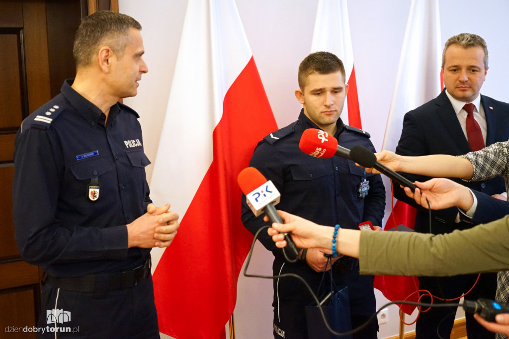 Policjant z Torunia spotkał się z wojewodą