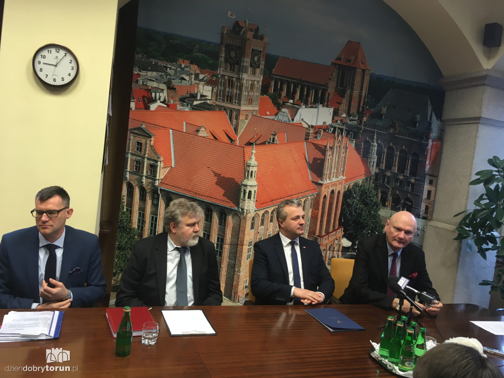 Toruń: konferencja dotycząca przebudowy mostu
