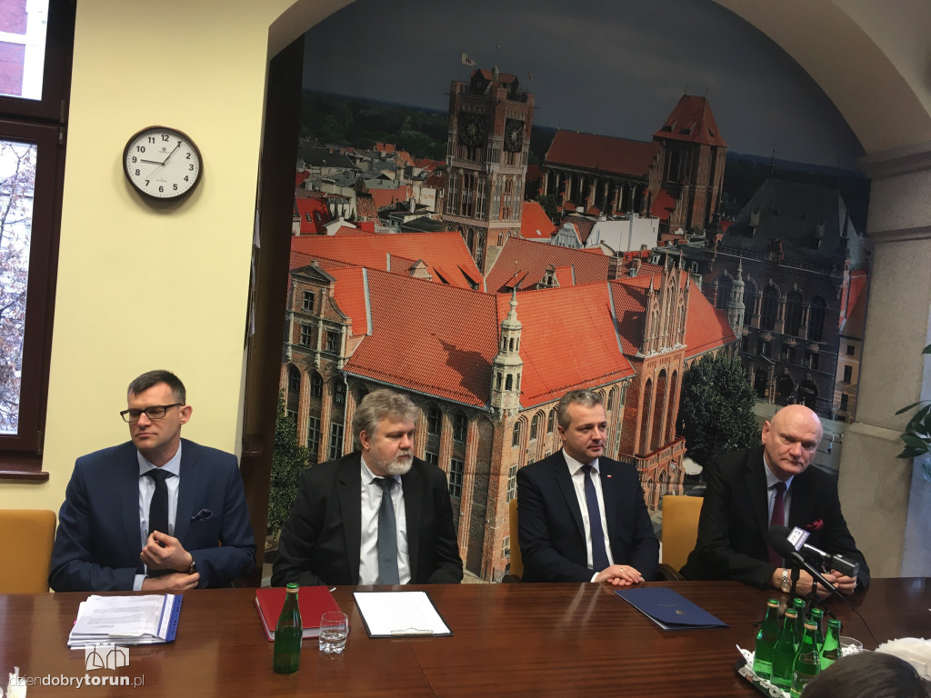 Toruń: konferencja dotycząca przebudowy mostu