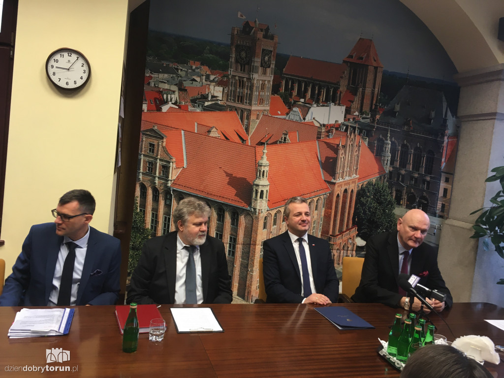 Toruń: konferencja dotycząca przebudowy mostu