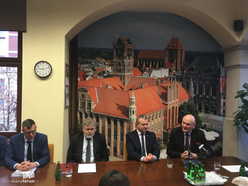 Toruń: konferencja dotycząca przebudowy mostu