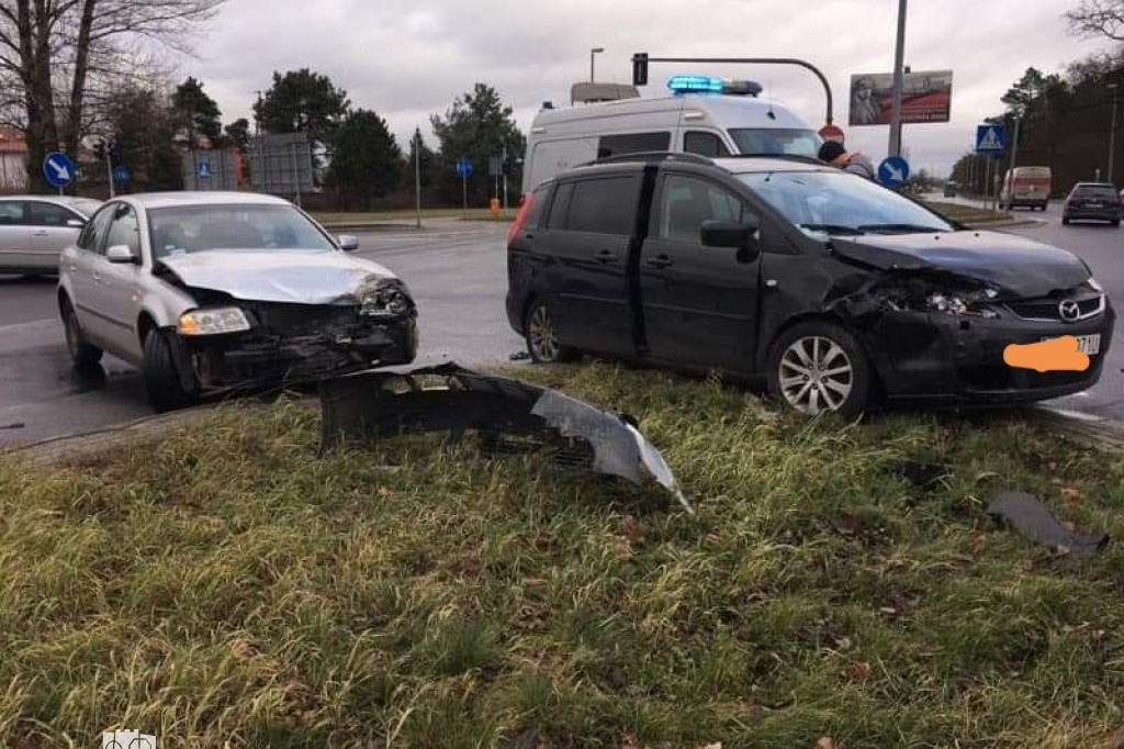 Groźna kolizja na osiedlu Na Skarpie