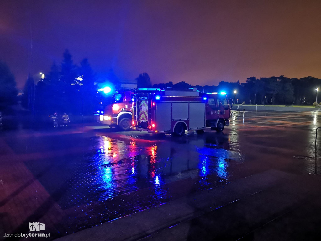 Alarm pożarowy na UMK w Toruniu
