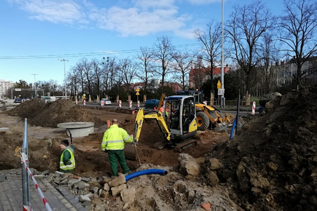 Toruń: prace przy alei św. Jana Pawła II