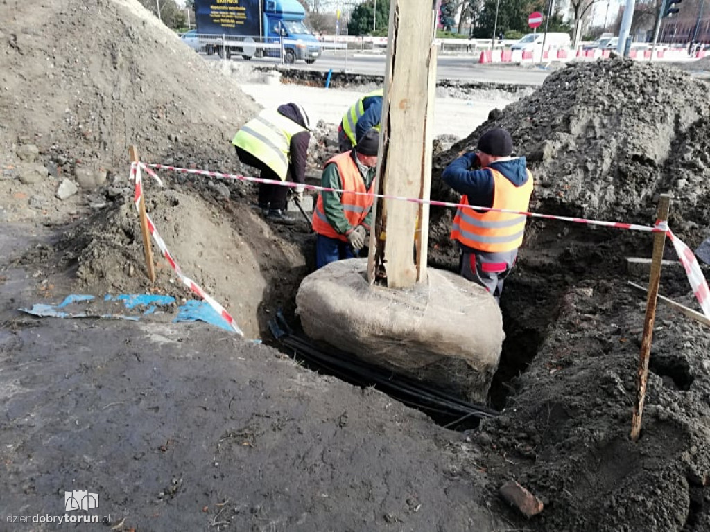 Toruń: prace przy alei św. Jana Pawła II