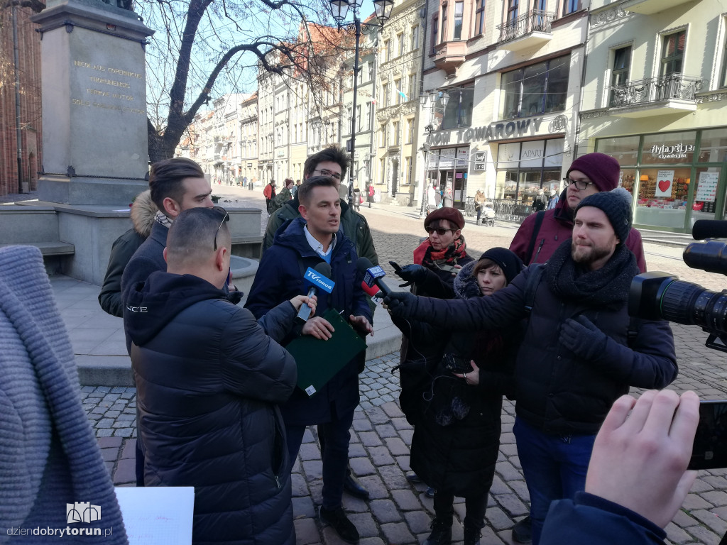 Konferencja prasowa Arkadiusza Myrchy