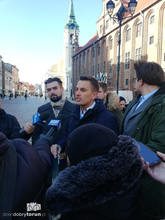 Konferencja prasowa Arkadiusza Myrchy