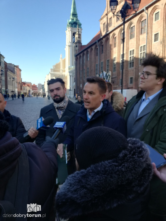 Konferencja prasowa Arkadiusza Myrchy