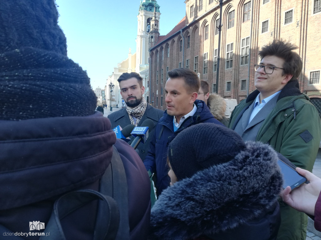 Konferencja prasowa Arkadiusza Myrchy
