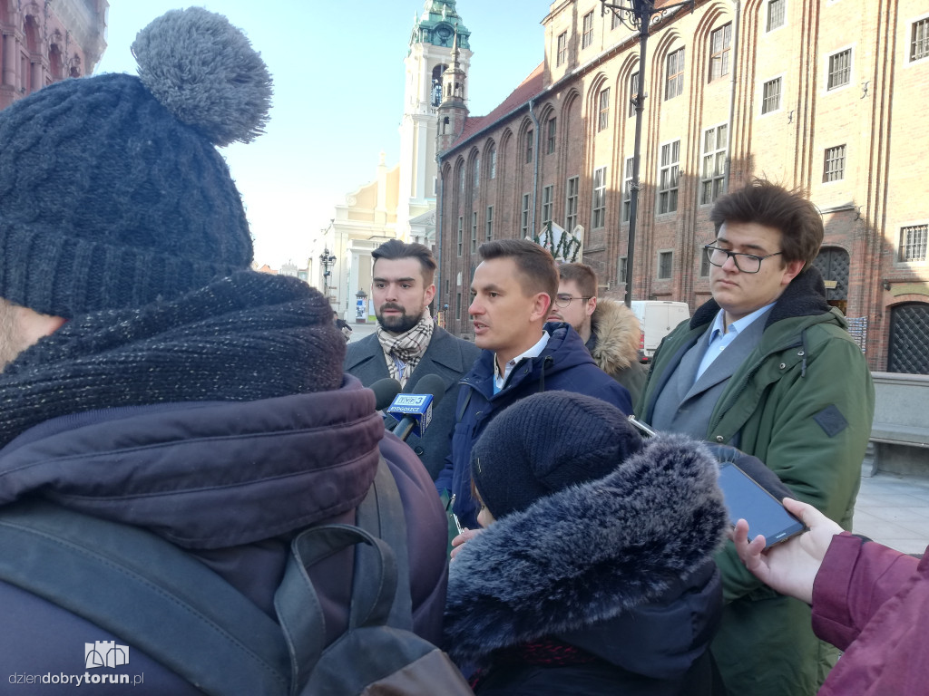 Konferencja prasowa Arkadiusza Myrchy