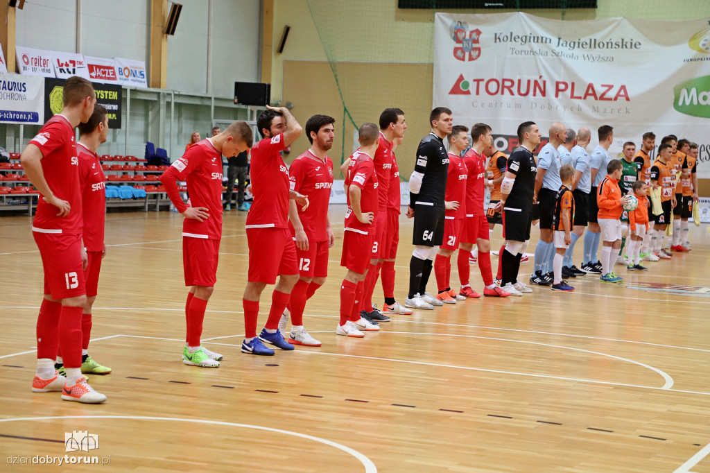 FC Toruń 2:6  Red Dragons Pniewy