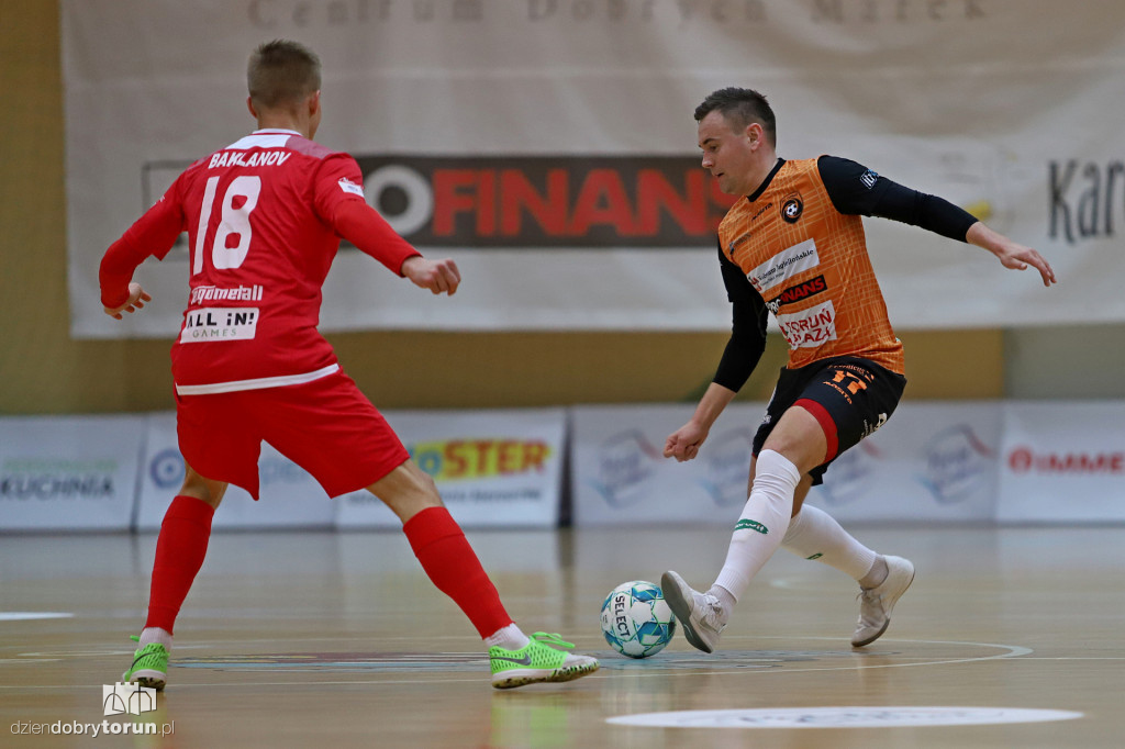 FC Toruń 2:6  Red Dragons Pniewy