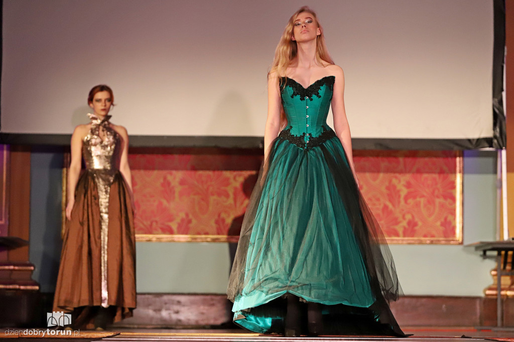 Alternative Fashion Show w Dworze Artusa