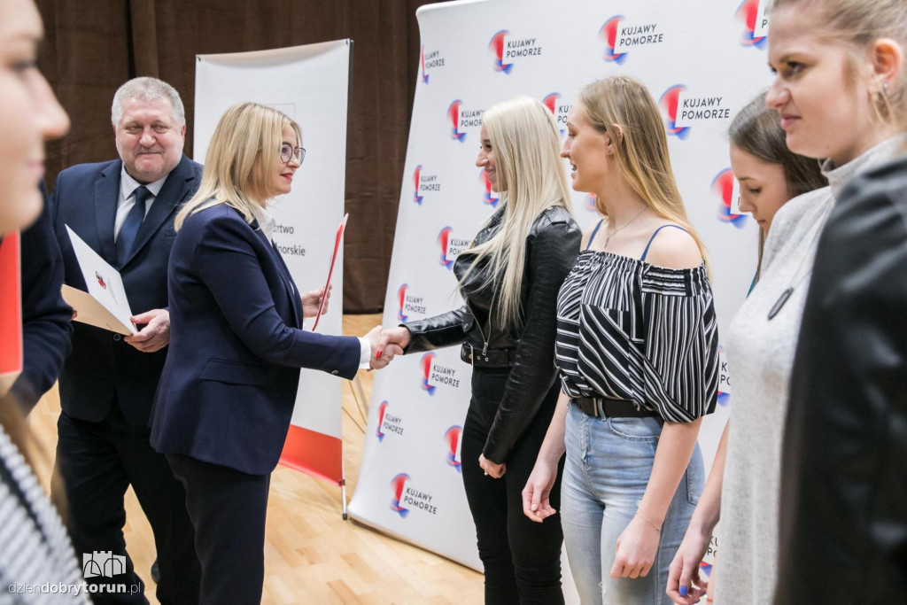 Toruń: nagrody dla sportowców i trenerów z regionu