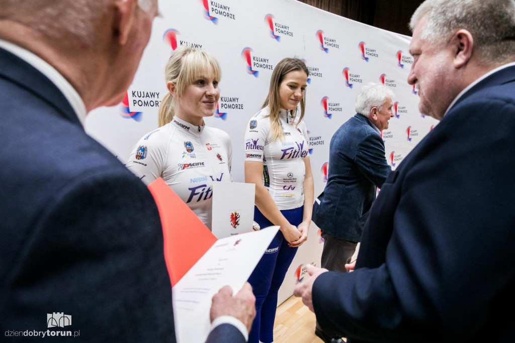 Toruń: nagrody dla sportowców i trenerów z regionu
