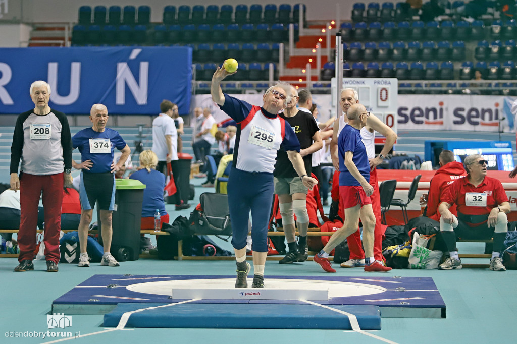 Halowe Mistrzostwa Polski Masters i Dziennikarzy