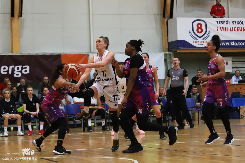 Energa Toruń 76:94 Artego Bydgoszcz