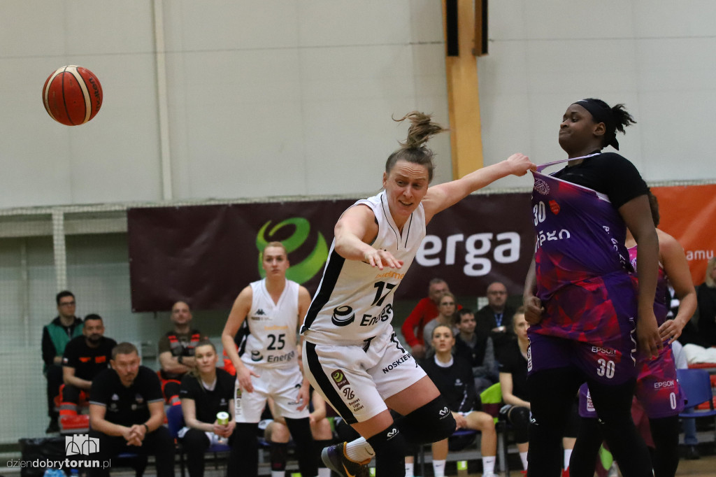 Energa Toruń 76:94 Artego Bydgoszcz