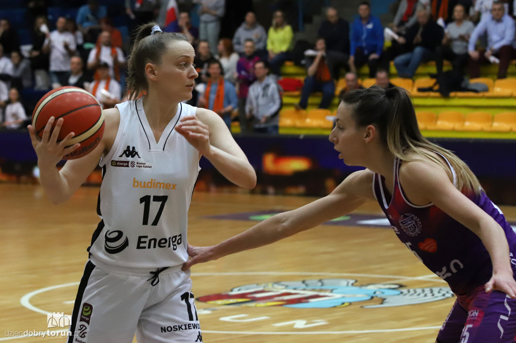 Energa Toruń 76:94 Artego Bydgoszcz