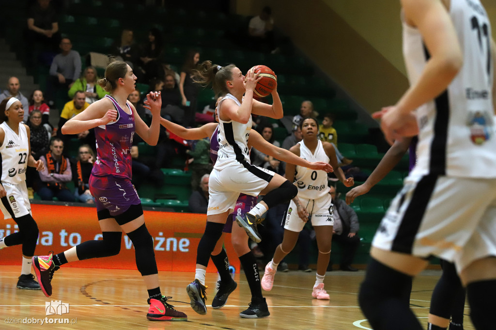 Energa Toruń 76:94 Artego Bydgoszcz
