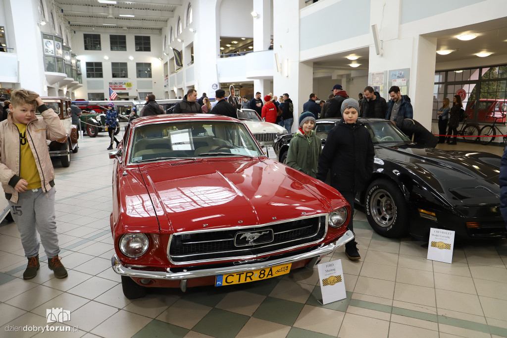 Oldtimer Meeting Toruń w Centrum Targowym PARK
