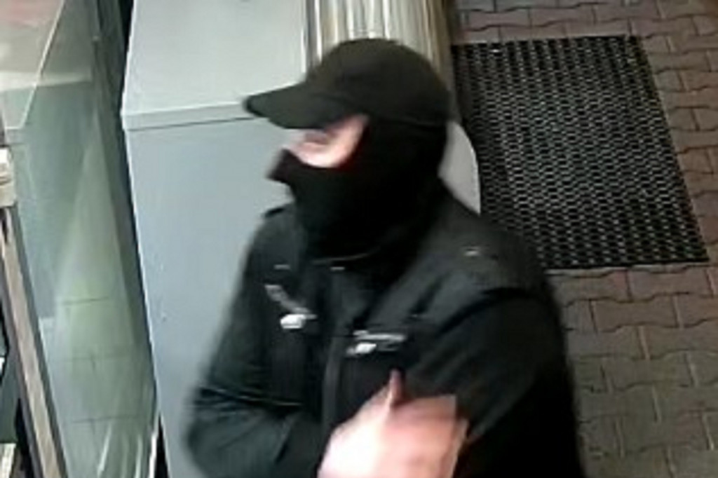 Ukradł pieniądze z karty! Znasz go?
