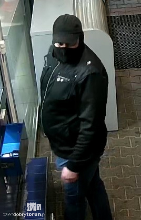 Ukradł pieniądze z karty! Znasz go?
