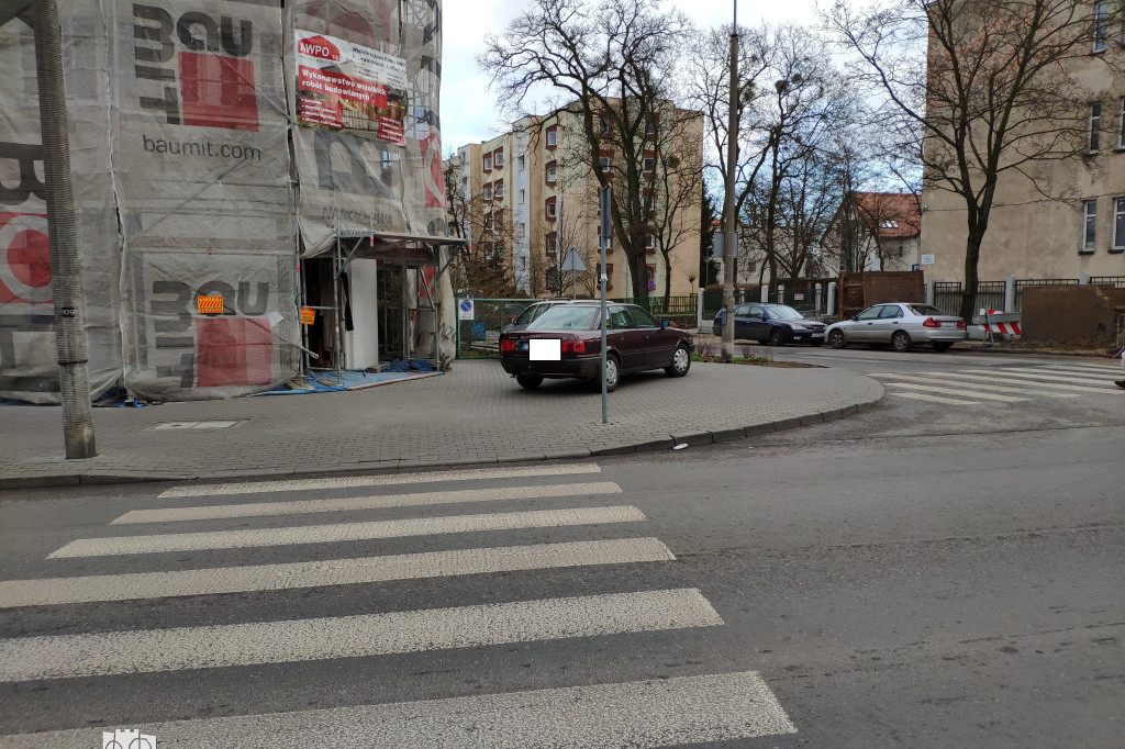 Tak parkują na Bydgoskim Przedmieściu i koło OBI